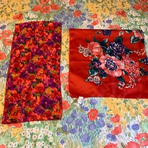 LAST CHANCE ✨ Two Floral Scarves AS IS